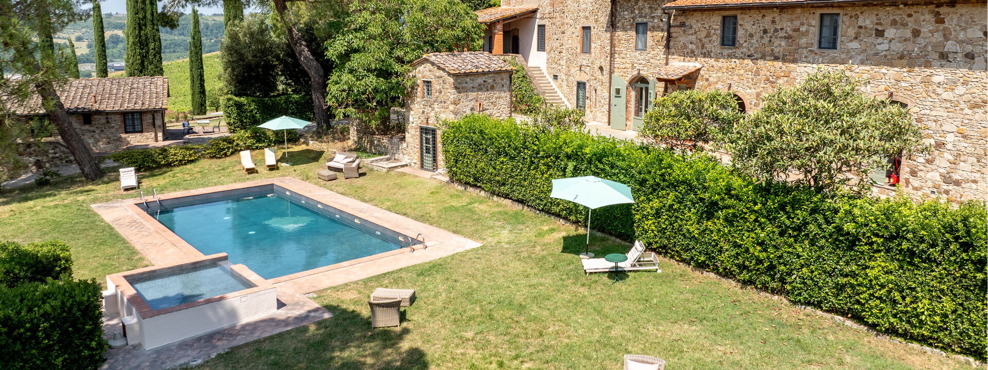 Relais Badia a Passignano: Autunno, Estate, Esterni, Piscina, Primavera