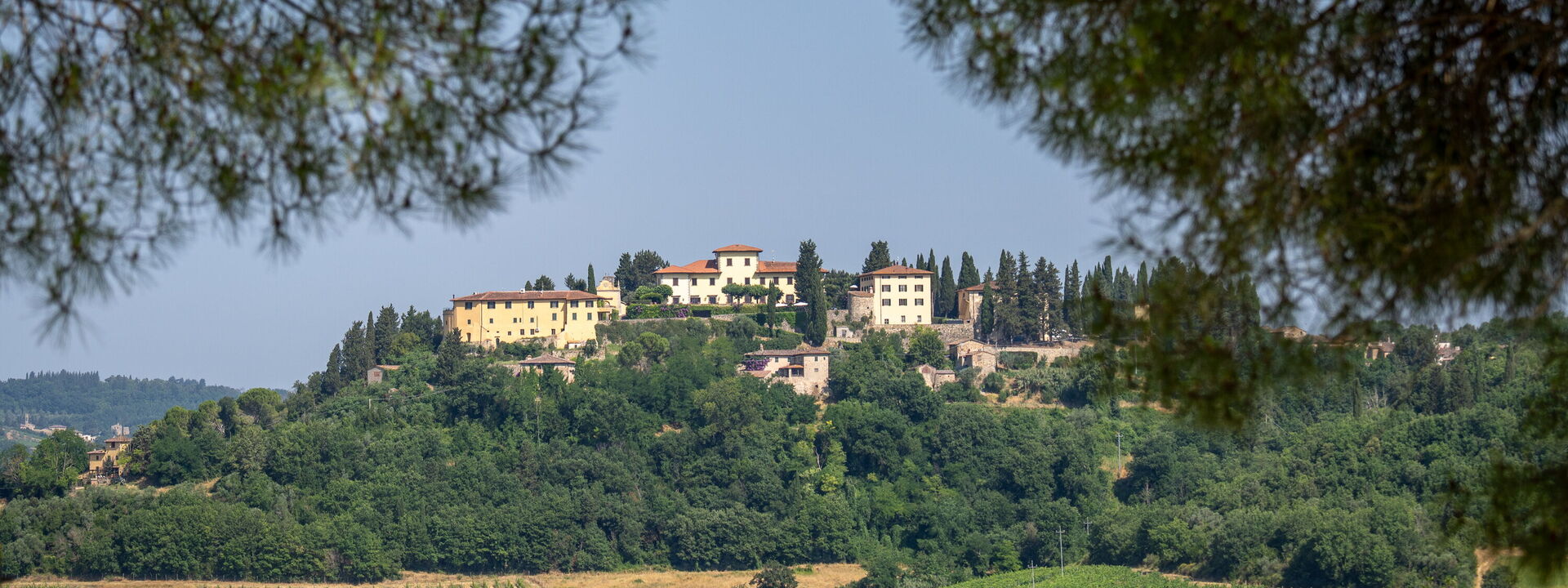 Relais Badia a Passignano: Autunno, Estate, Primavera, Vista Panoramica