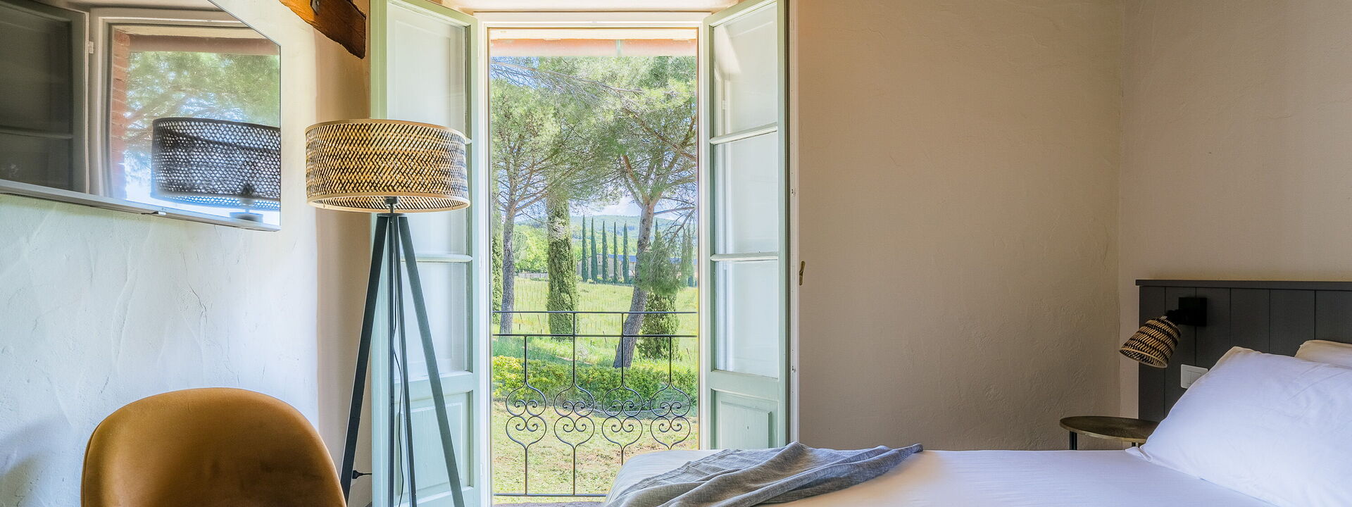 Relais Badia a Passignano - Relais Badia a Passignano - Appartamento Malvasia: Frühling, Herbst, Schlafzimmer, Sommer