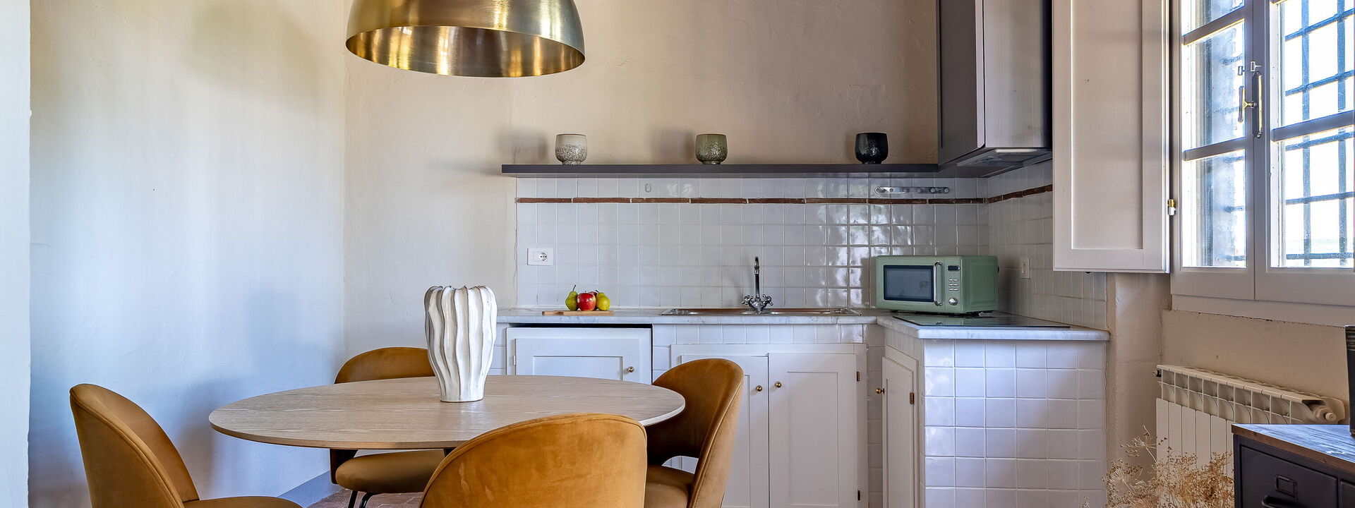 Relais Badia a Passignano - Relais Badia a Passignano - Appartamento Malvasia: Frühling, Herbst, Küche, Sommer