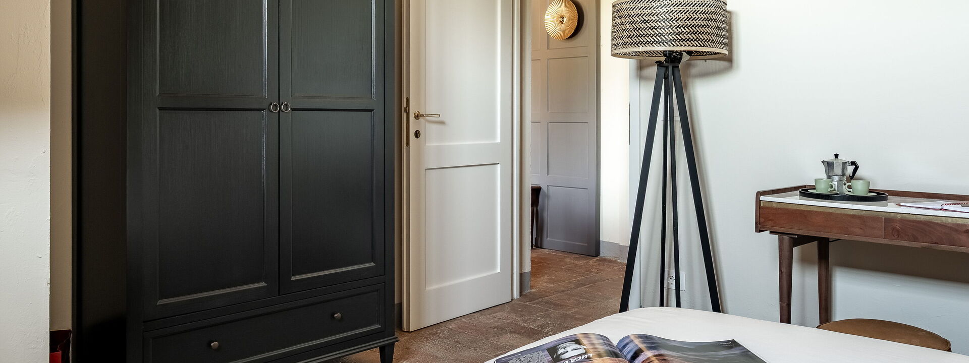 Relais Badia a Passignano - Relais Badia a Passignano - Appartamento Pinot Grigio: Frühling, Herbst, Schlafzimmer, Sommer