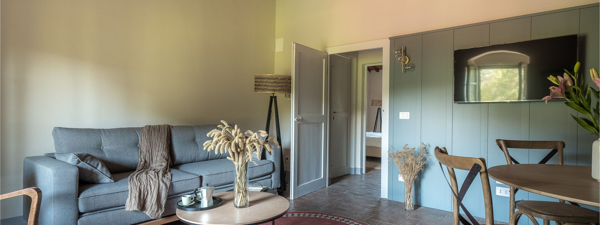 Relais Badia a Passignano - Relais a Badia a Passignano - Appartamento Tempranillo: Automne, Cuisine, Été, Printemps, Salon