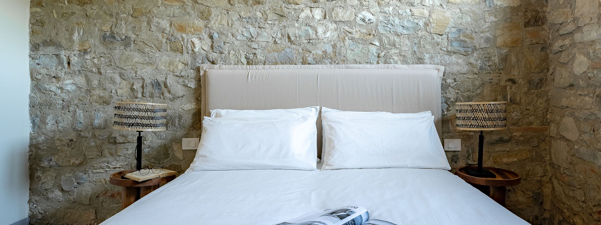 Relais Badia a Passignano - Relais Badia a Passignano - Appartamento Pinot Grigio: Frühling, Herbst, Schlafzimmer, Sommer