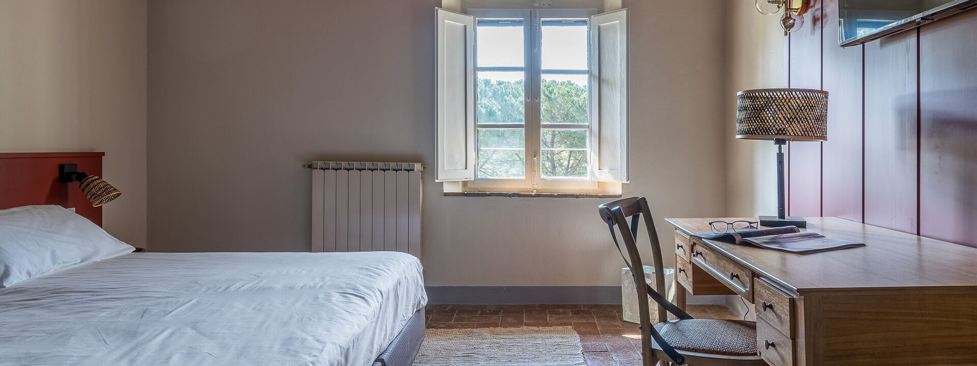 Relais Badia a Passignano - Relais Badia a Passignano - Appartamento Garnacha: Frühling, Herbst, Schlafzimmer, Sommer