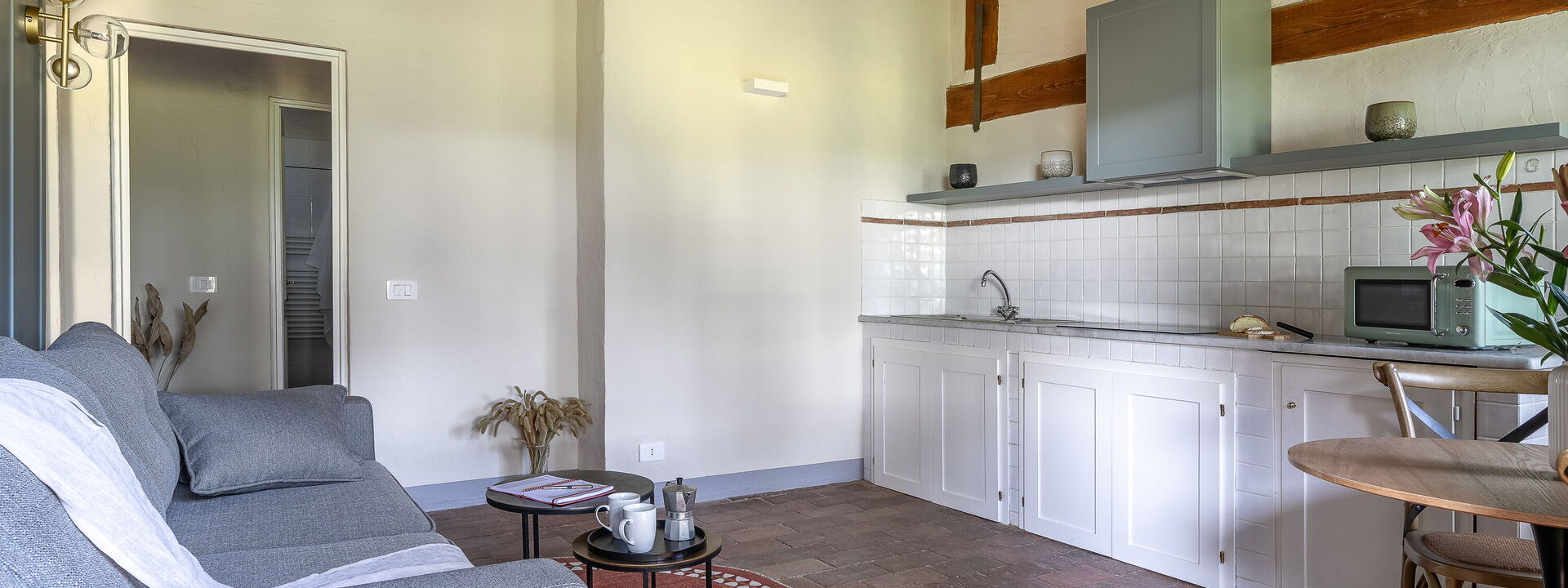 Relais Badia a Passignano - Relais Badia a Passignano - Appartamento Trebbiano: Automne, Cuisine, Été, Printemps, Salon