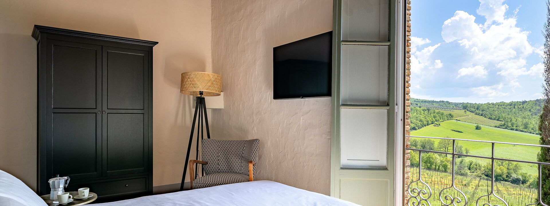 Relais Badia a Passignano - Relais Badia a Passignano - Appartamento Moscato: Frühling, Herbst, Schlafzimmer, Sommer