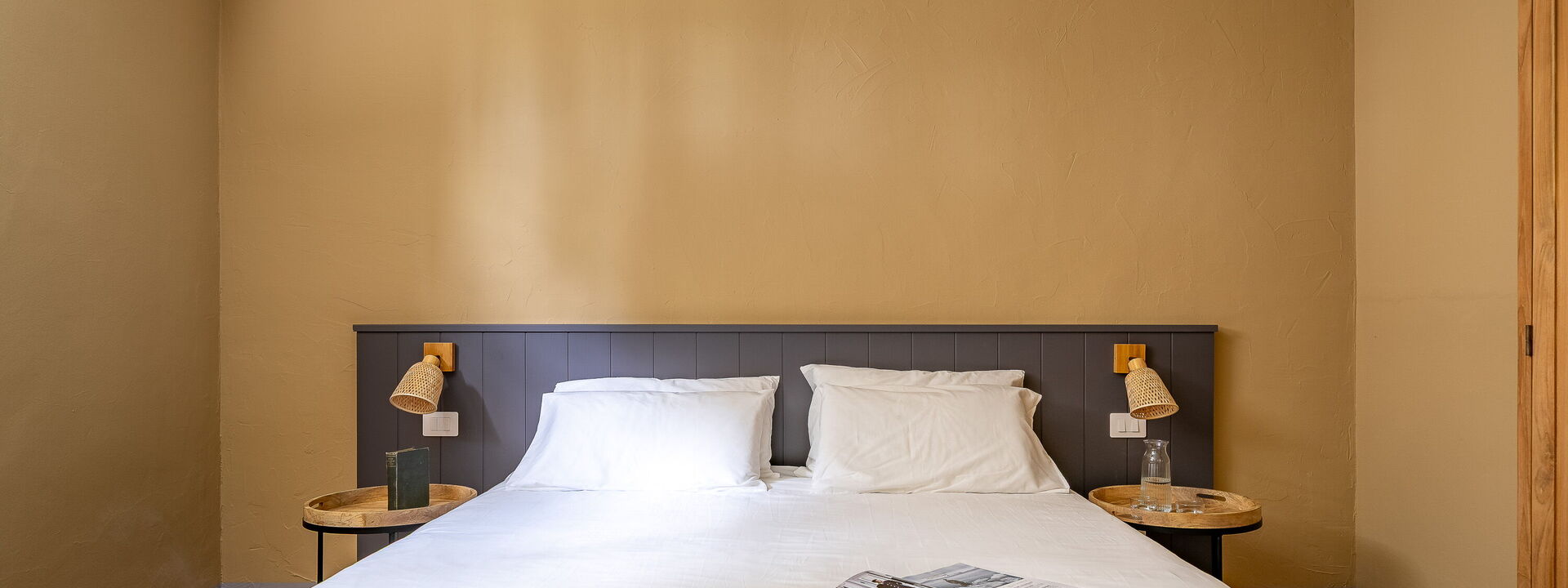 Relais Badia a Passignano - Relais Badia a Passignano - Appartamento Nebbiolo: Frühling, Herbst, Schlafzimmer, Sommer