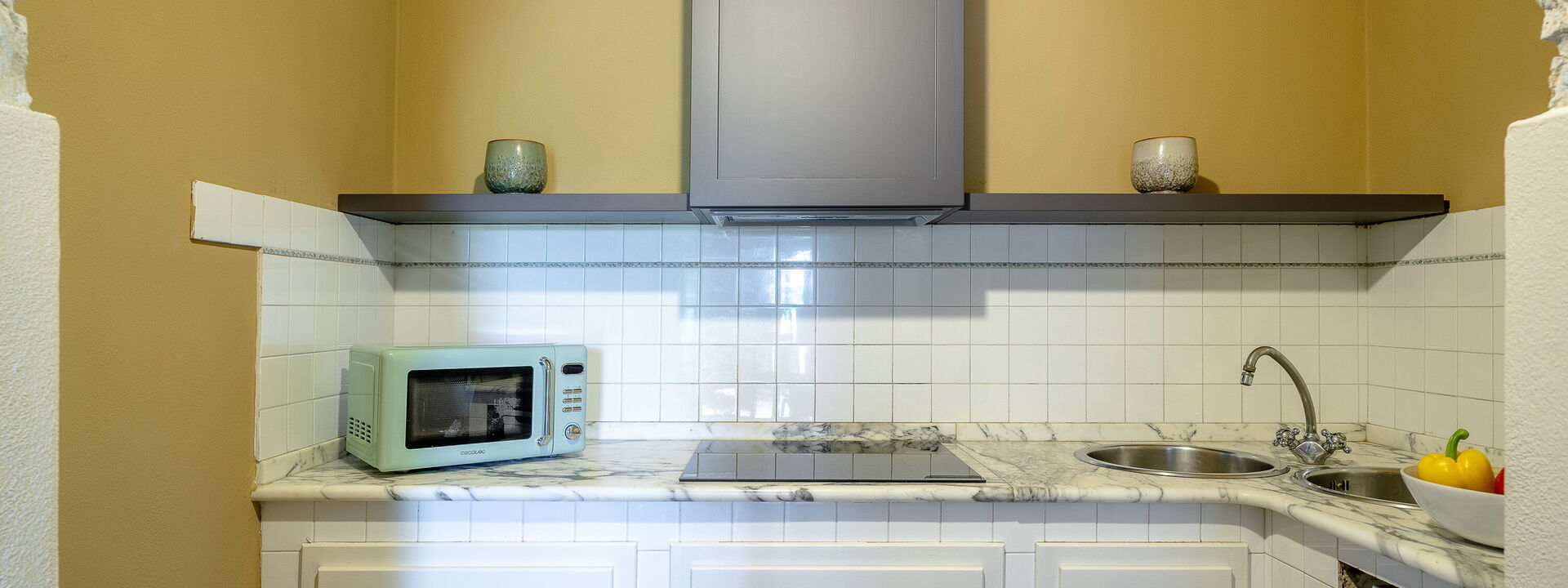 Relais Badia a Passignano - Relais Badia a Passignano - Appartamento Nebbiolo: Frühling, Herbst, Küche, Sommer