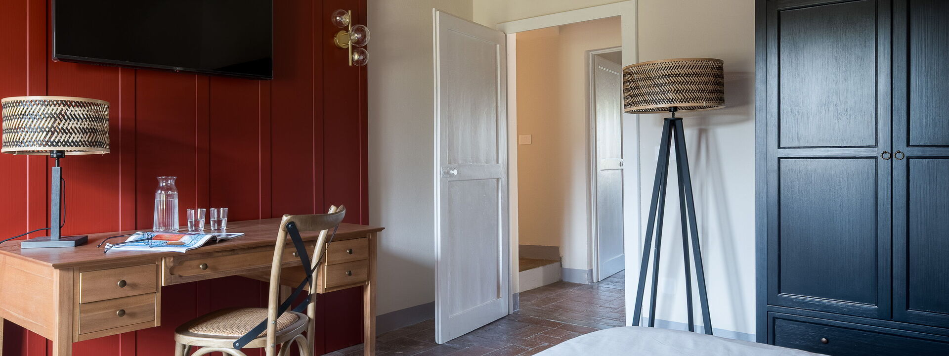 Relais Badia a Passignano - Relais Badia a Passignano - Appartamento Garnacha: Frühling, Herbst, Schlafzimmer, Sommer