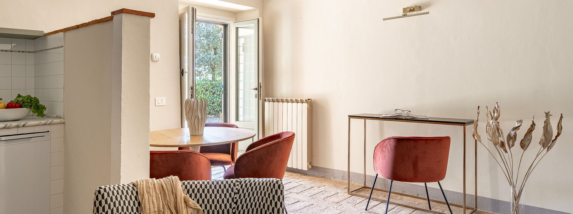 Relais Badia a Passignano - Relais Badia a Passignano - Appartamento Montepulciano: Frühling, Herbst, Küche, Sommer