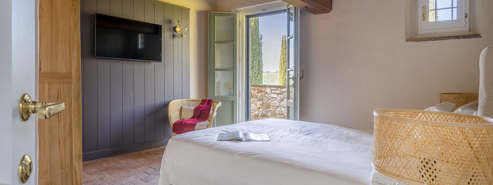 Relais Badia a Passignano - Relais Badia a Passignano - Appartamento Vermentino: Automne, chambre à coucher, Été, Printemps