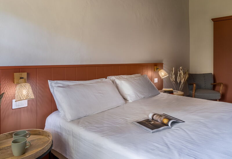 Relais Badia a Passignano - Relais Badia a Passignano - Appartamento Syrah: Automne, chambre à coucher, Été, Printemps