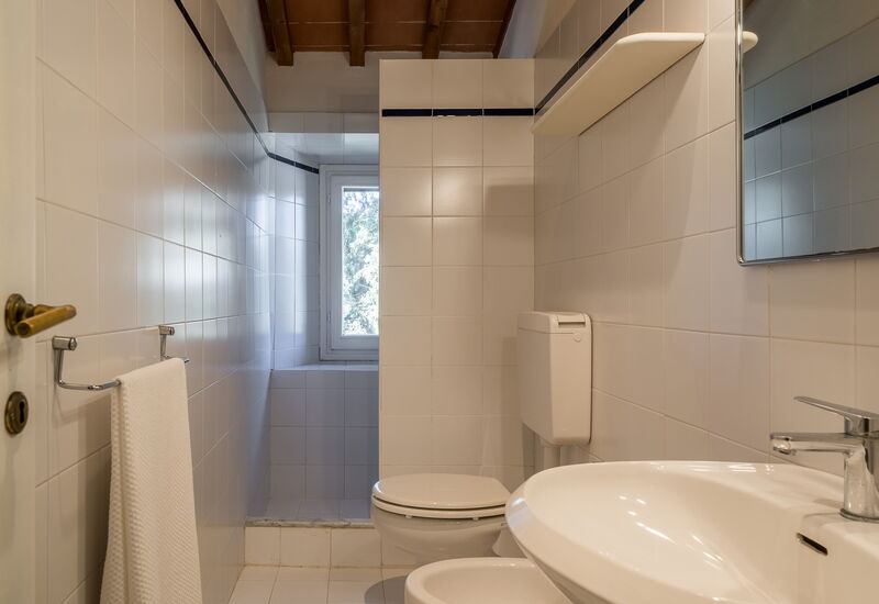 Relais Badia a Passignano - Relais Badia a Passignano - Appartamento Syrah: Automne, Été, Printemps, Salle de bain