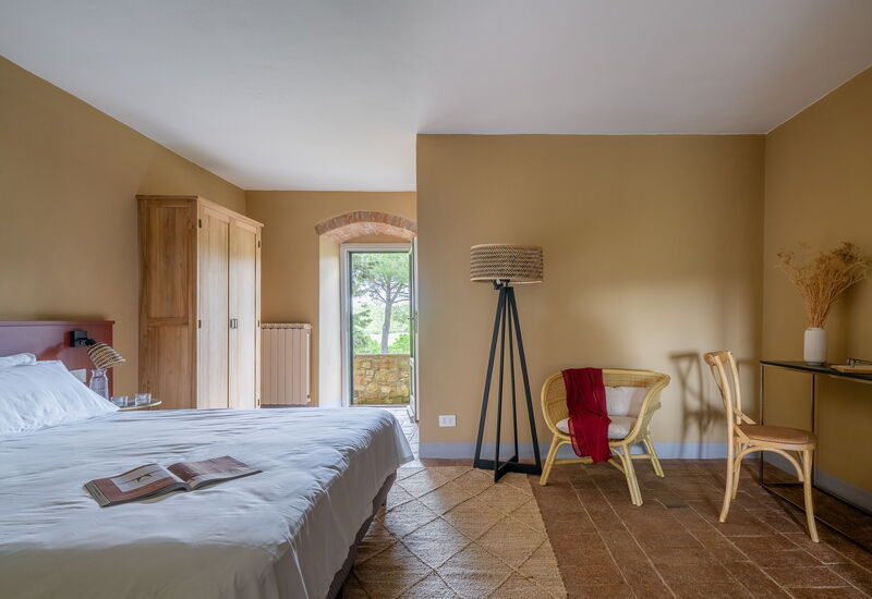 Relais Badia a Passignano - Relais Badia a Passignano - Appartamento Pinot Nero: Automne, chambre à coucher, Été, Printemps