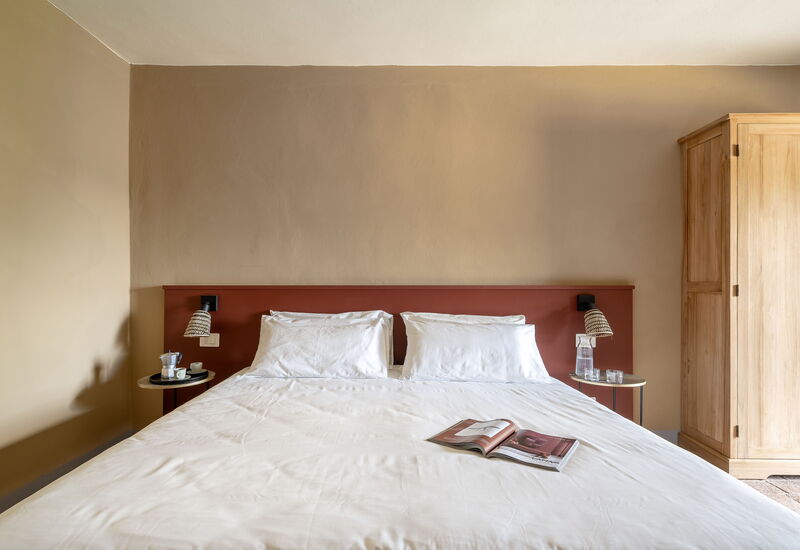 Relais Badia a Passignano - Relais Badia a Passignano - Appartamento Pinot Nero: Automne, chambre à coucher, Été, Printemps