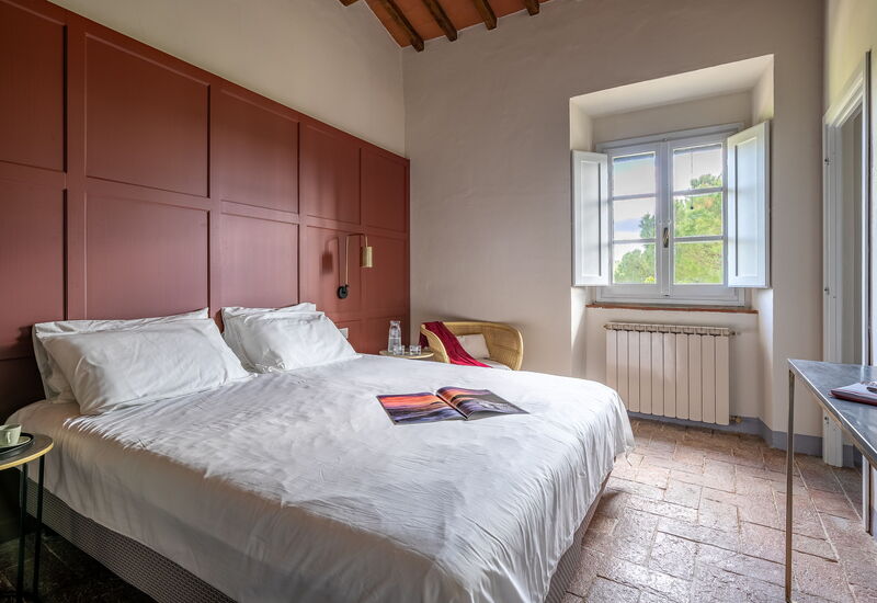 Relais Badia a Passignano - Relais Badia a Passignano - Appartamento Cabernet: Automne, chambre à coucher, Été, Printemps