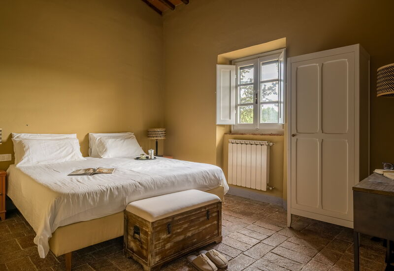 Relais Badia a Passignano - Relais Badia a Passignano - Appartamento Cabernet: Automne, chambre à coucher, Été, Printemps