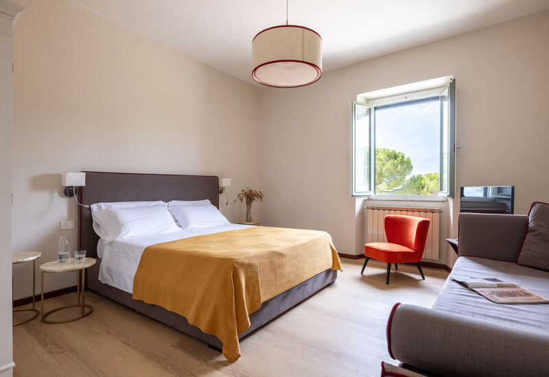 Relais Badia a Passignano - Relais Badia a Passignano - Appartamento Prosecco: Automne, chambre à coucher, Été, Printemps