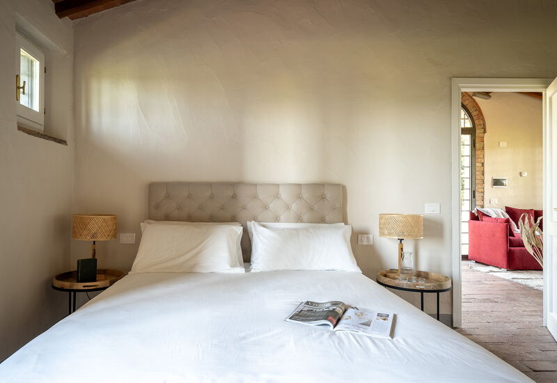 Relais Badia a Passignano - Relais Badia a Passignano - Appartamento Vermentino: Automne, chambre à coucher, Été, Printemps