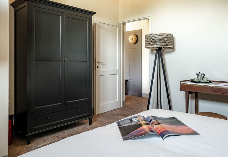 Relais Badia a Passignano - Relais Badia a Passignano - Appartamento Pinot Grigio: Automne, chambre à coucher, Été, Printemps