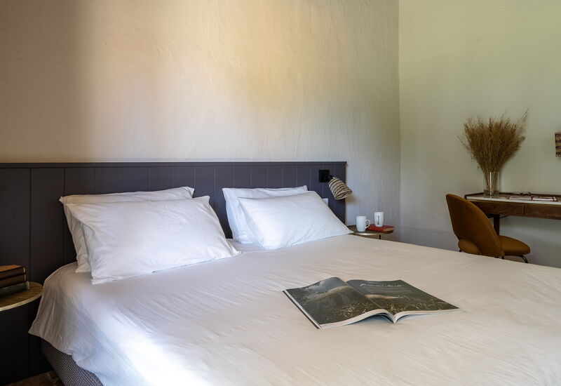 Relais Badia a Passignano - Relais Badia a Passignano - Appartamento Malvasia: Automne, chambre à coucher, Été, Printemps