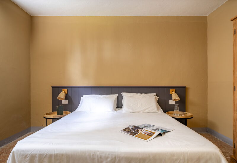 Relais Badia a Passignano - Relais Badia a Passignano - Appartamento Nebbiolo: Automne, chambre à coucher, Été, Printemps