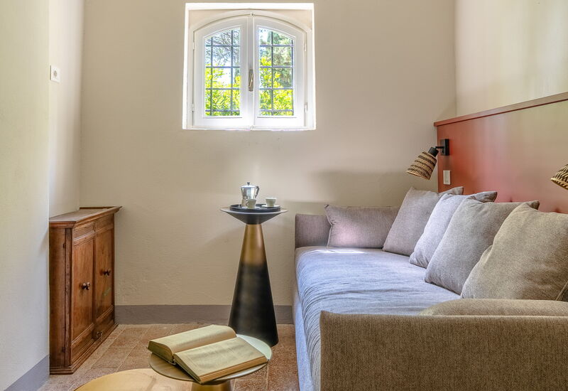 Relais Badia a Passignano - Relais Badia a Passignano - Appartamento Nebbiolo: Automne, Été, Printemps, Salon