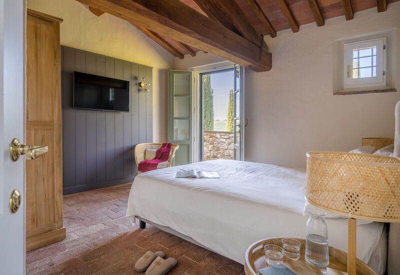 Relais Badia a Passignano - Relais Badia a Passignano - Appartamento Vermentino: Automne, chambre à coucher, Été, Printemps