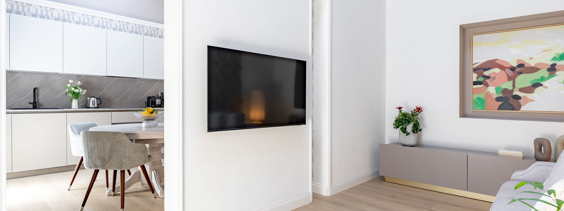 Deservi Charming Apartments - Deservi Charming Apartments 10: Autunno, Cucina, Estate, Inverno, Primavera, Soggiorno