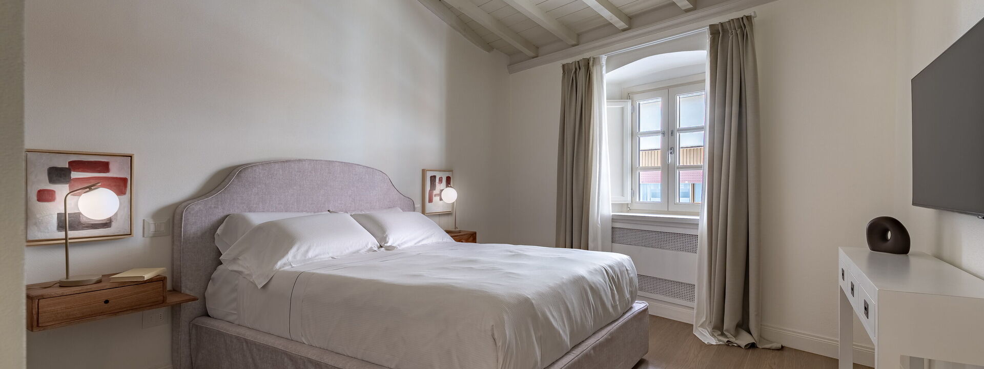 Deservi Charming Apartments - Deservi Charming Apartments 5: Autunno, Camera da letto, Estate, Inverno, Primavera