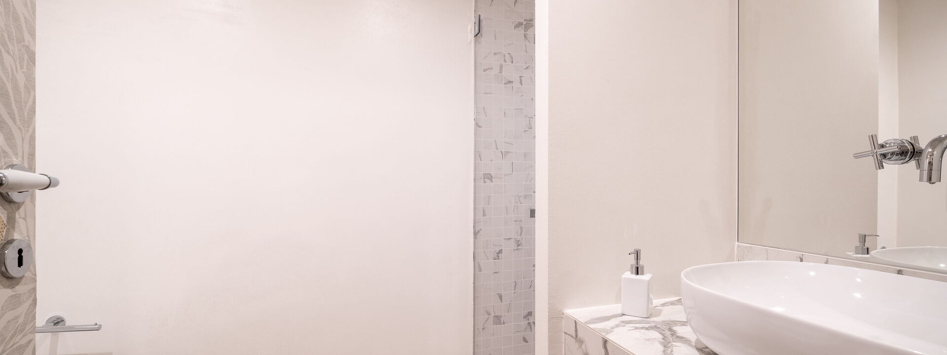 Deservi Charming Apartments - Deservi Charming Apartments 7: Bad, Frühling, Herbst, Sommer, Winter