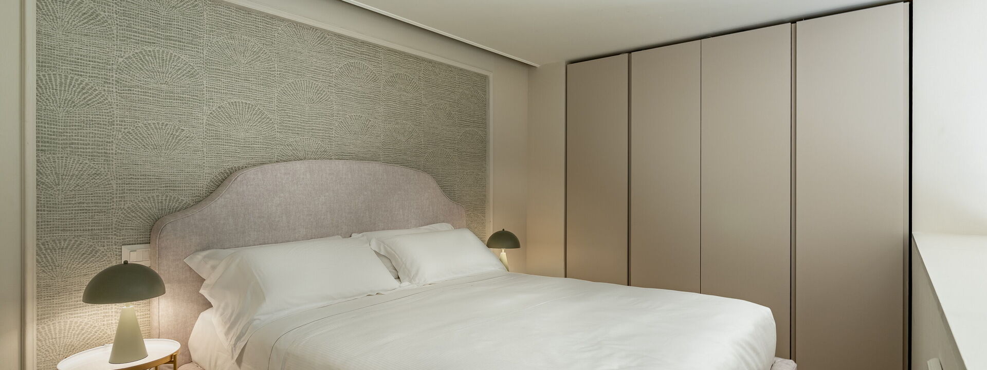 Deservi Charming Apartments - Deservi Charming Apartments 3: Autunno, Camera da letto, Estate, Inverno, Primavera