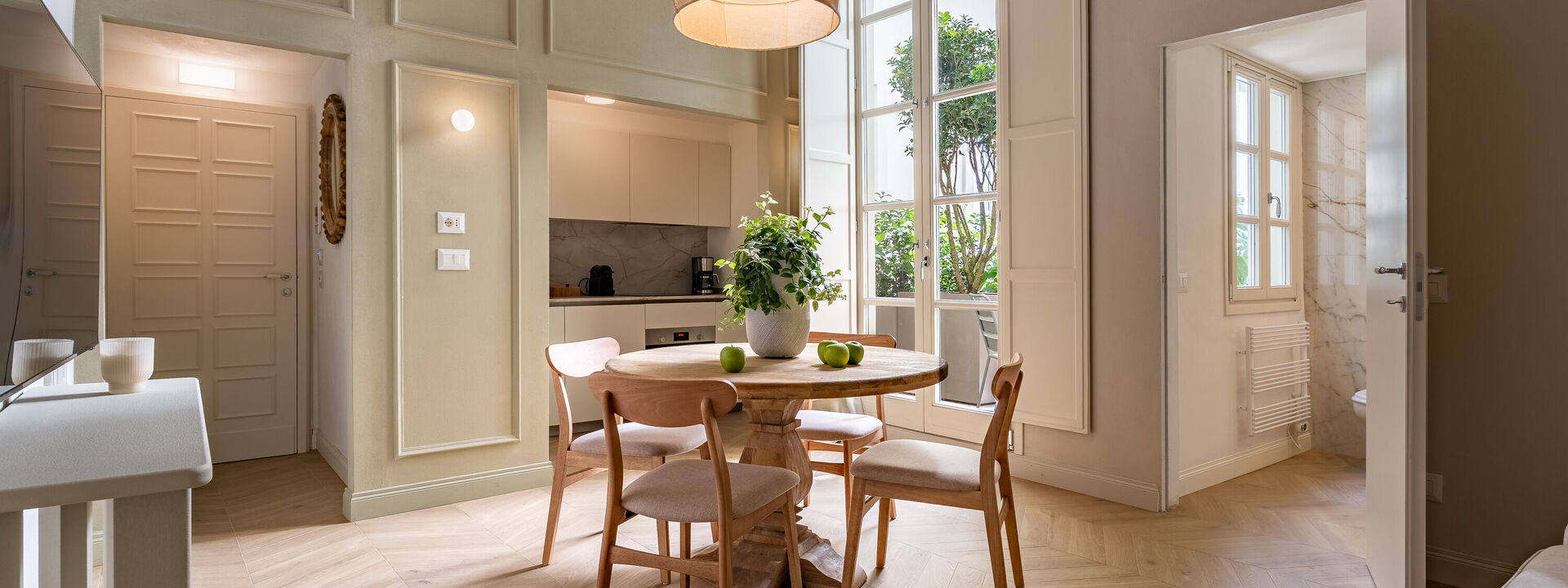 Deservi Charming Apartments - Deservi Charming Apartments 3: Autunno, Camera da letto, Estate, Inverno, Primavera