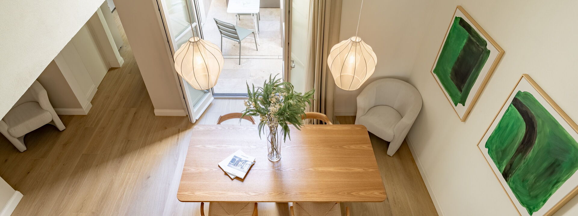 Deservi Charming Apartments - Deservi Charming Apartments 2: Frühling, Herbst, Sommer, Winter, Wohnzimmer