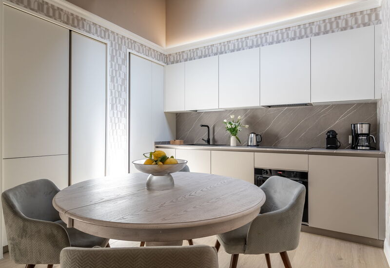 Deservi Charming Apartments - Deservi Charming Apartments 10: Automne, Cuisine, Été, Hiver, Printemps, Salon