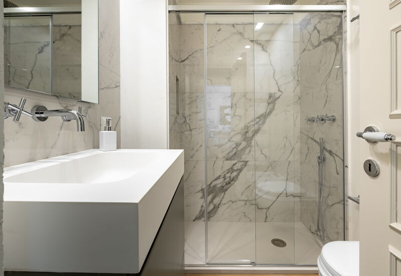 Deservi Charming Apartments - Deservi Charming Apartments 5: Automne, Été, Hiver, Printemps, Salle de bain