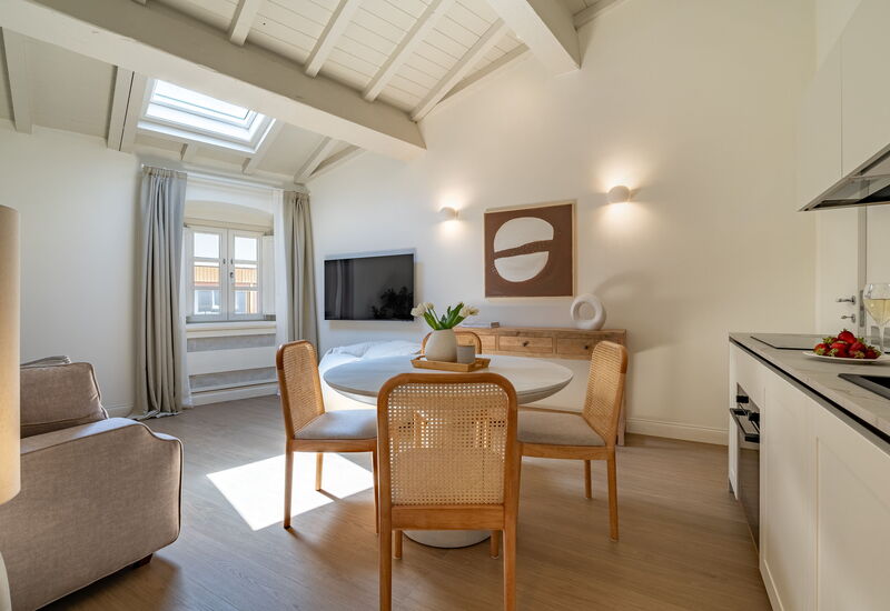 Deservi Charming Apartments - Deservi Charming Apartments 5: Automne, chambre à coucher, Été, Hiver, Printemps, Salon