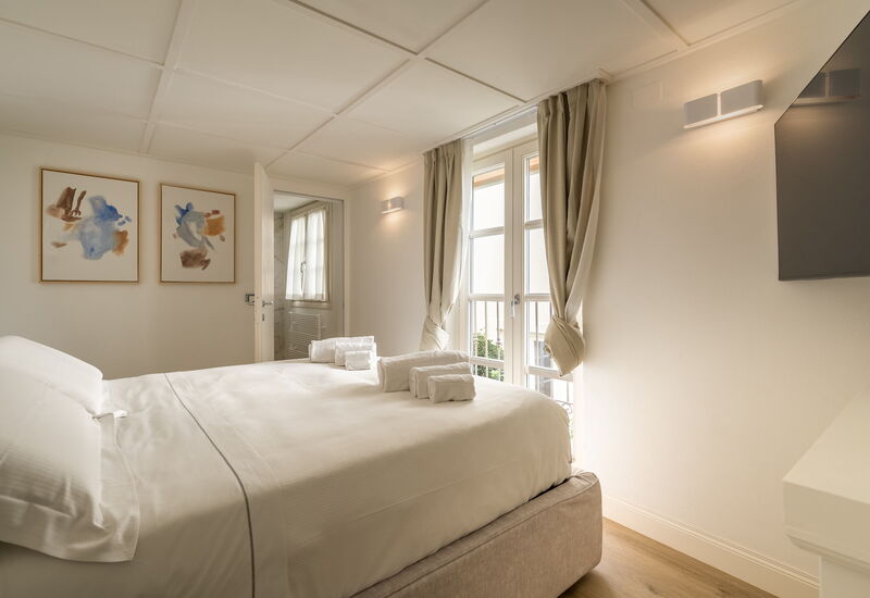 Deservi Charming Apartments - Deservi Charming Apartments 2: Automne, chambre à coucher, Été, Hiver, Printemps