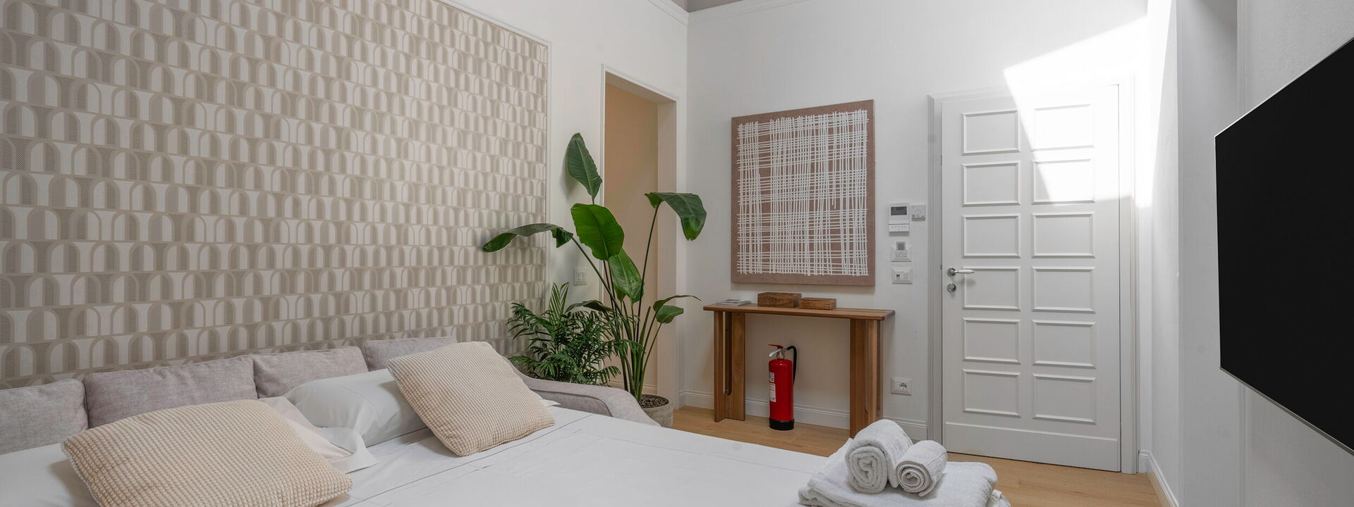 Elegant Apartments Near The Duomo - Deservi Elegant Apt. Petrarca: Autunno, Estate, Inverno, Primavera, Soggiorno