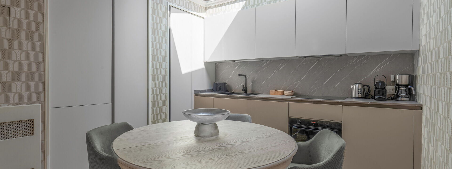 Elegant Apartments Near The Duomo - Deservi Elegant Apt. Petrarca: Autunno, Cucina, Estate, Inverno, Primavera