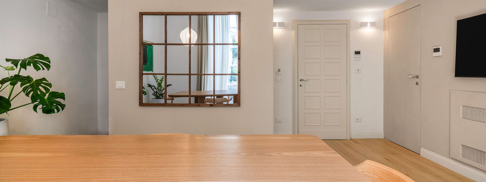 Elegant Apartments Near The Duomo - Deservi Elegant Apt. Giotto: Frühling, Herbst, Sommer, Wohnzimmer