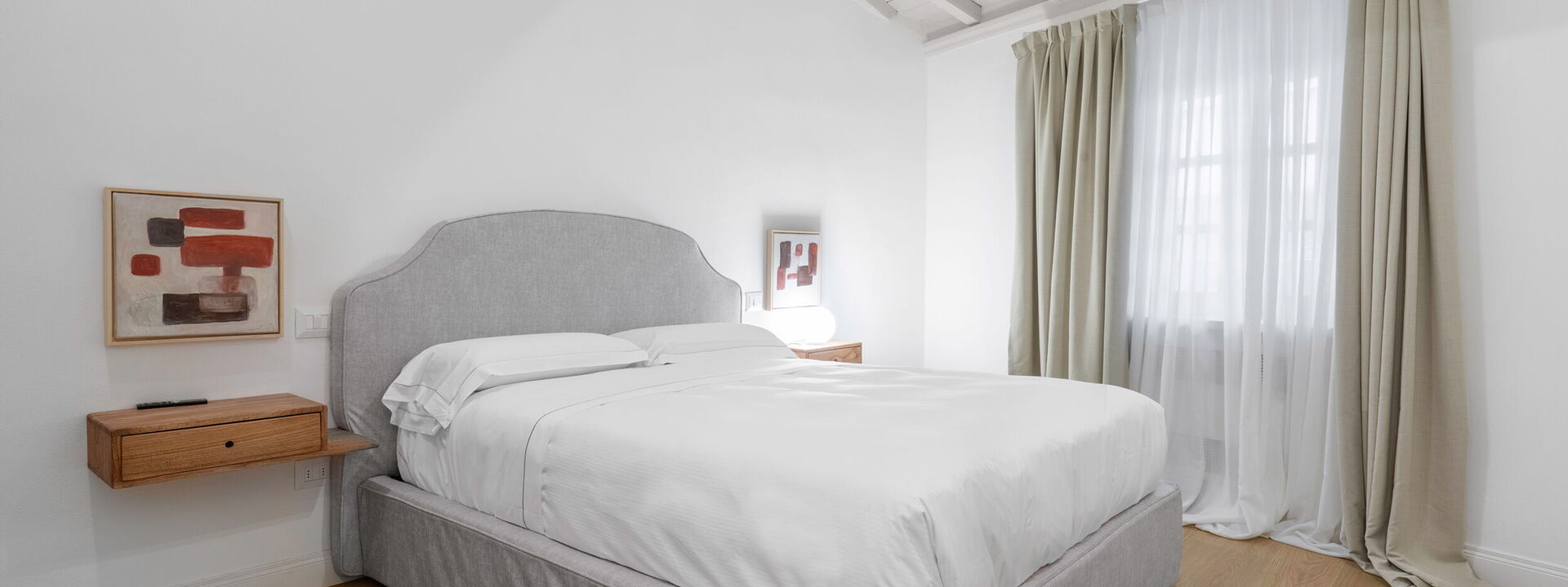 Elegant Apartments Near The Duomo - Deservi Elegant Apt. Leonardo: Autumn, Bedroom, Spring, Summer, Winter