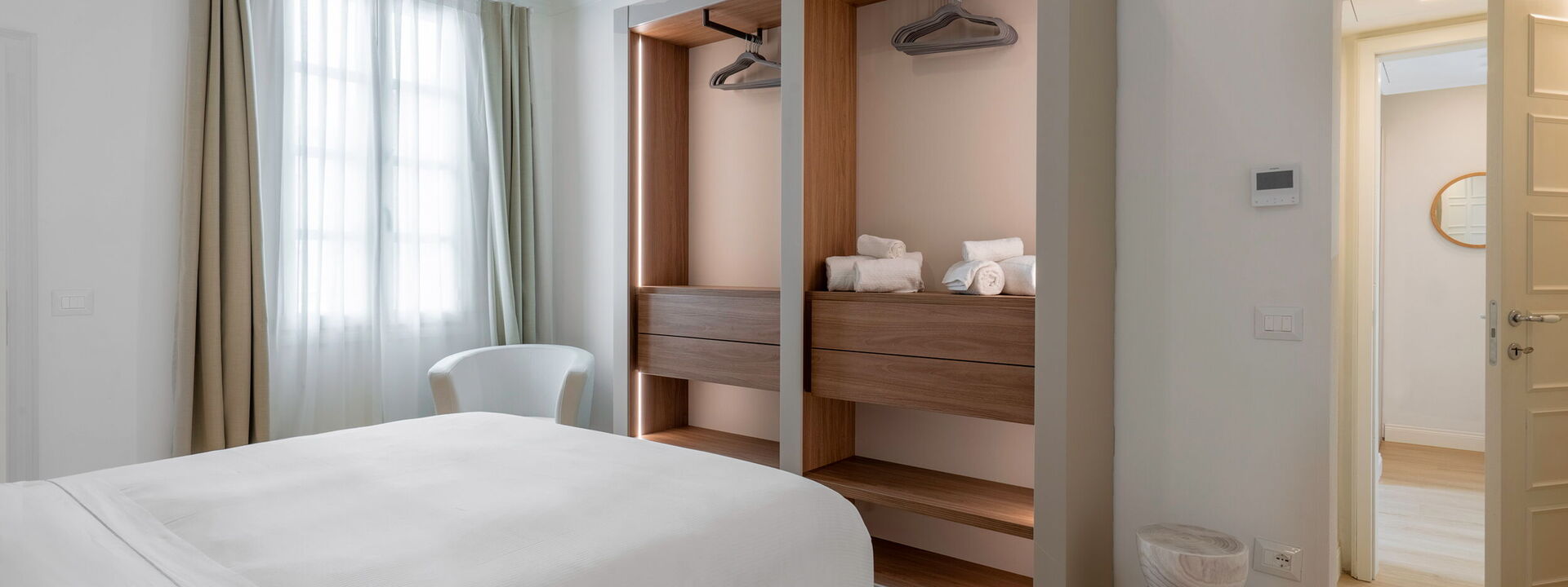 Elegant Apartments Near The Duomo - Deservi Elegant Apt. Machiavelli: Frühling, Herbst, Schlafzimmer, Sommer, Winter