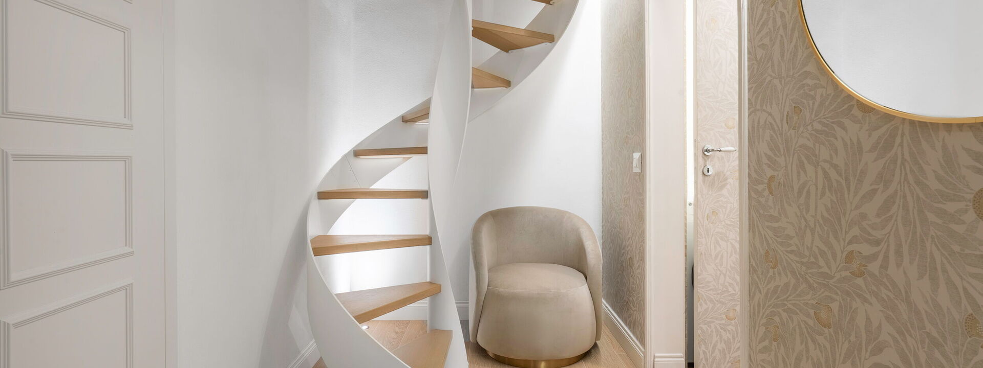 Elegant Apartments Near The Duomo - Deservi Elegant Apt. Donatello: Frühling, Herbst, Küche, Sommer, Winter, Wohnzimmer