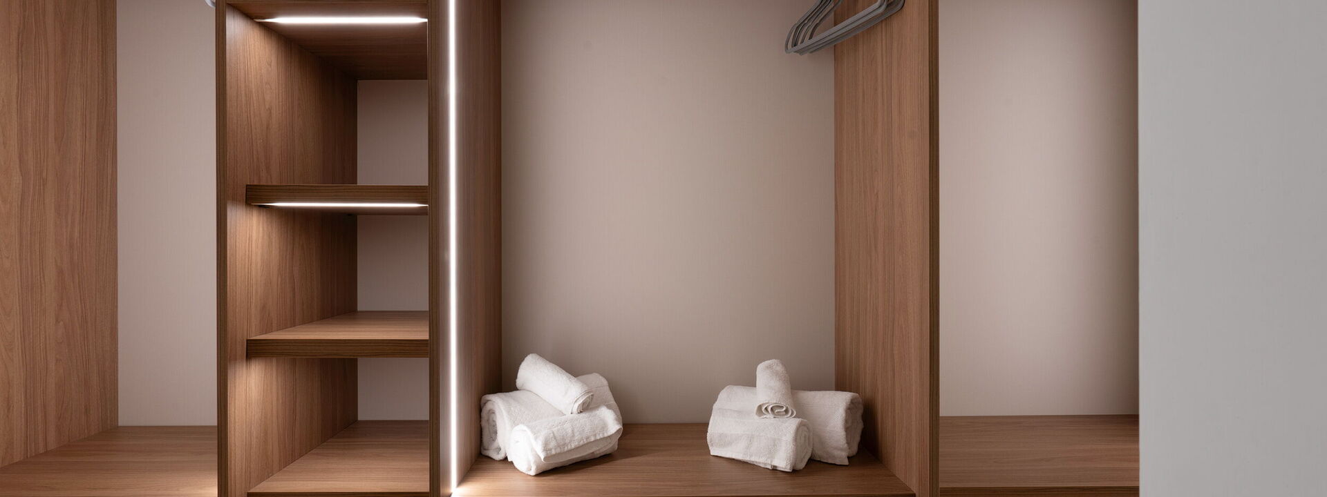 Elegant Apartments Near The Duomo - Deservi Elegant Apt. Donatello: Frühling, Herbst, Schlafzimmer, Sommer, Winter