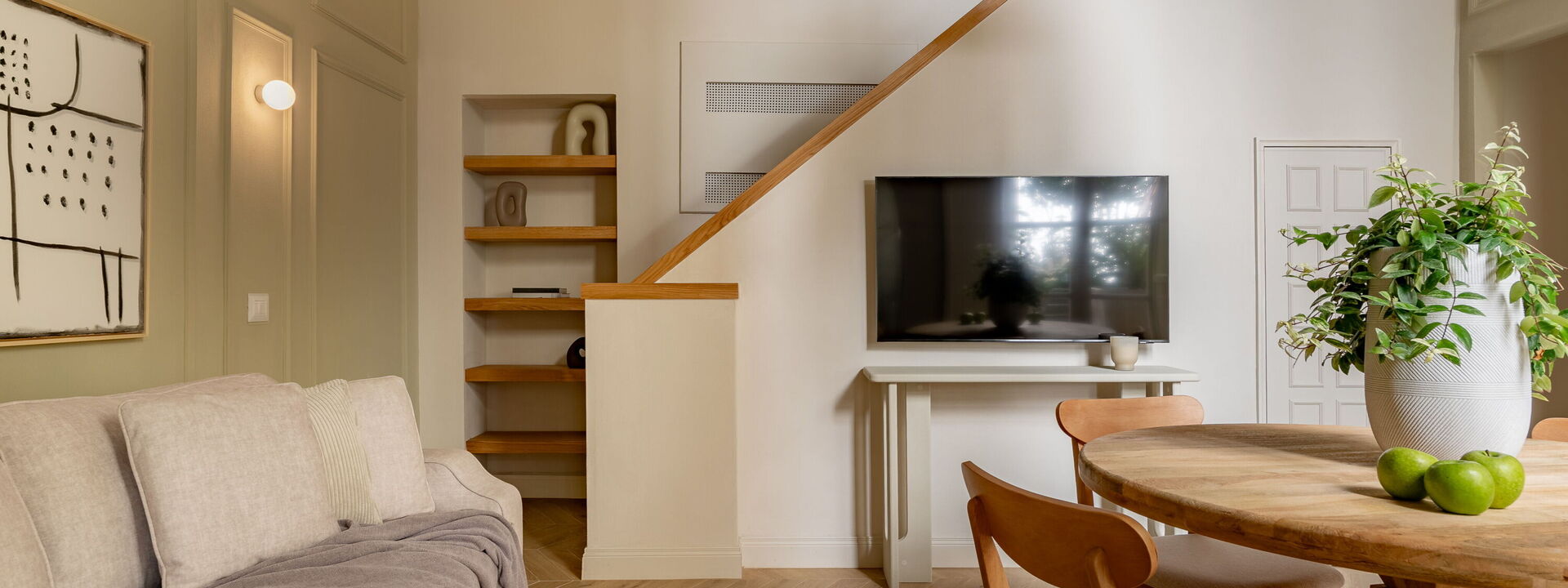 Elegant Apartments Near The Duomo - Deservi Elegant Apt. Vasari: Frühling, Herbst, Küche, Sommer, Winter, Wohnzimmer