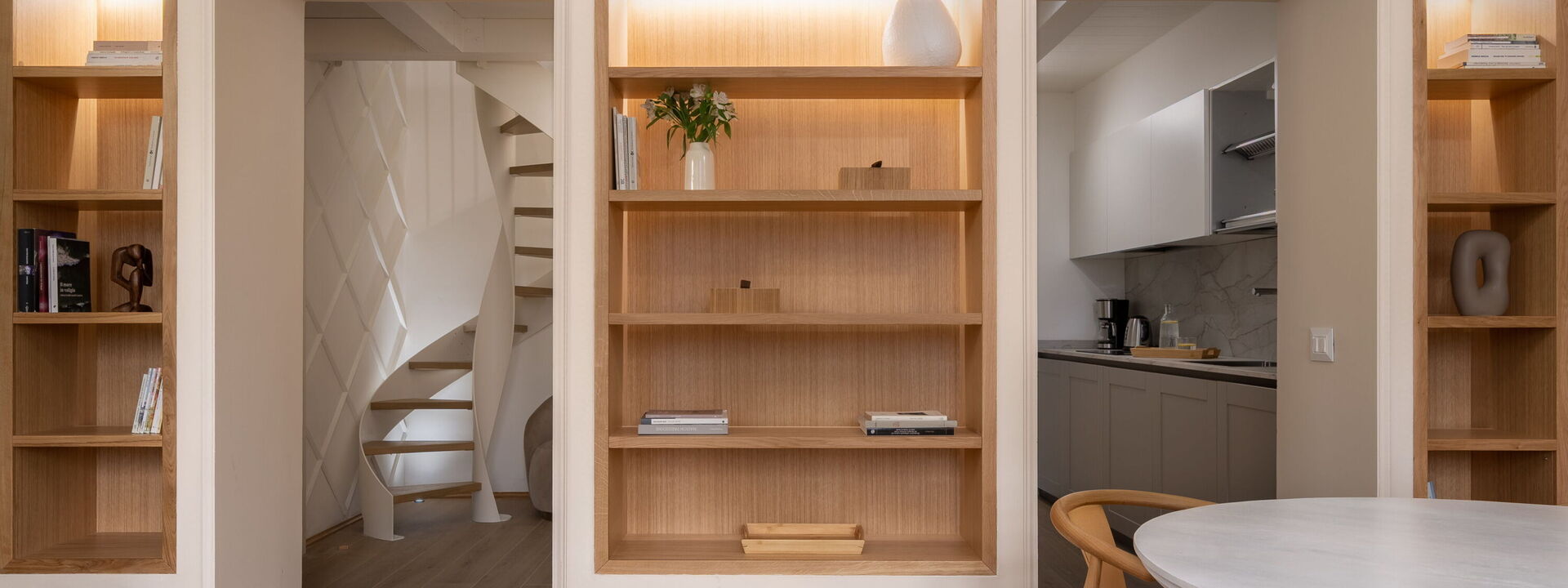 Elegant Apartments Near The Duomo - Deservi Elegant Apt. Michelangelo: Frühling, Herbst, Sommer, Winter, Wohnzimmer