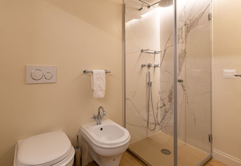 Elegant Apartments Near The Duomo - Deservi Elegant Apt. Botticelli: Automne, Été, Hiver, Printemps, Salle de bain