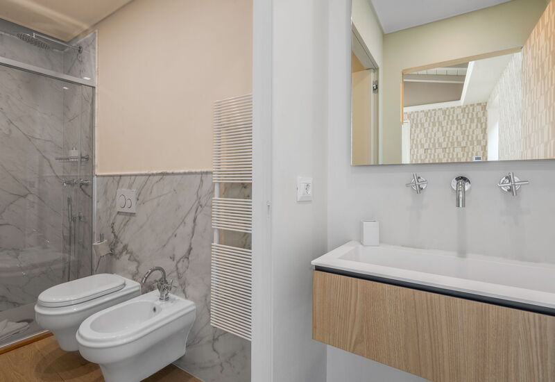 Elegant Apartments Near The Duomo - Deservi Elegant Apt. Petrarca: Automne, Été, Hiver, Printemps, Salle de bain