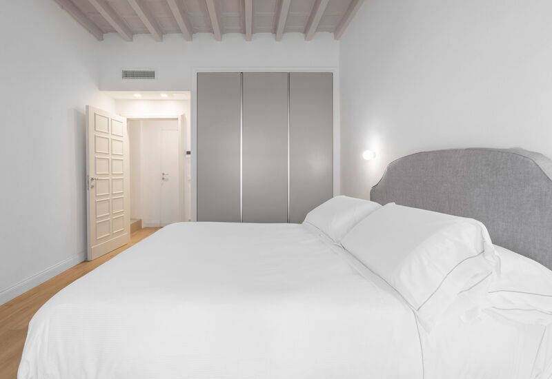 Elegant Apartments Near The Duomo - Deservi Elegant Apt. Brunelleschi: Automne, chambre à coucher, Été, Hiver, Printemps